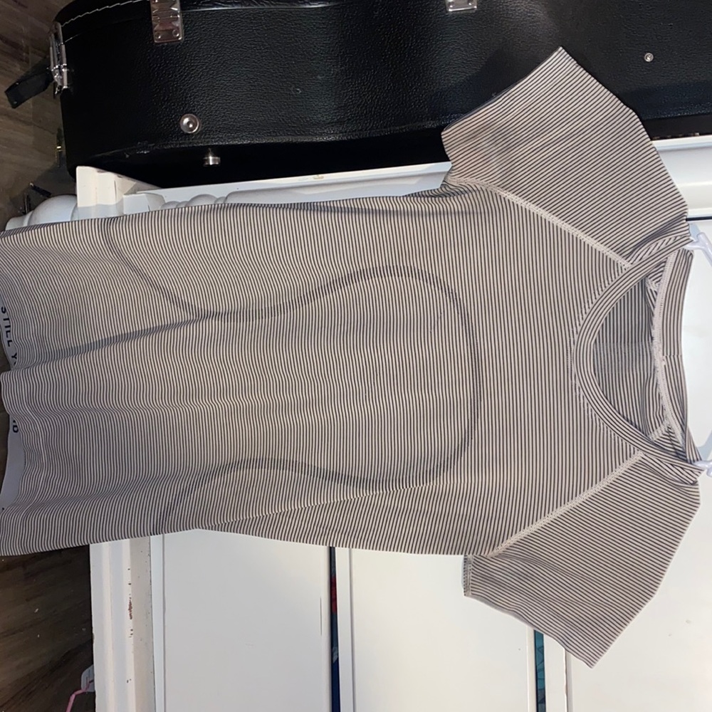 Lululemon size 4 swiftly tech